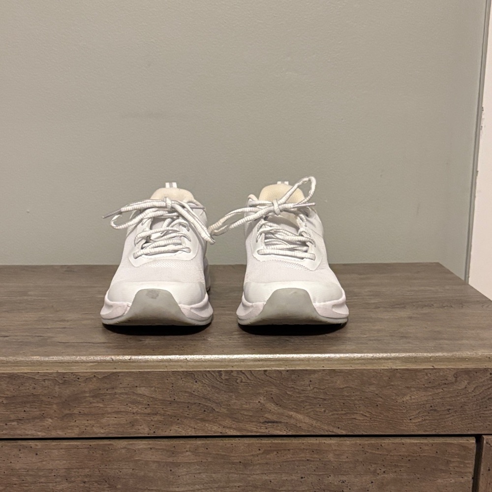 Women’s White Sneakers